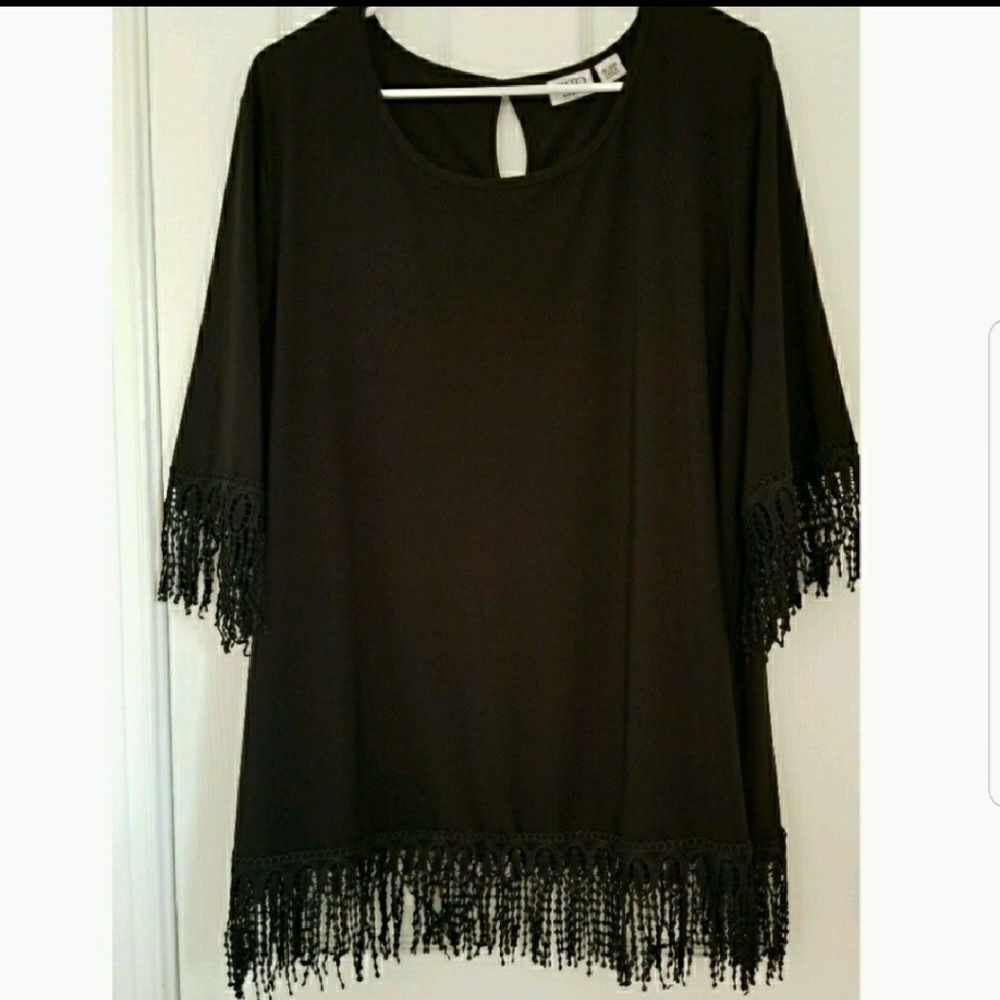 Fringe blouse like new